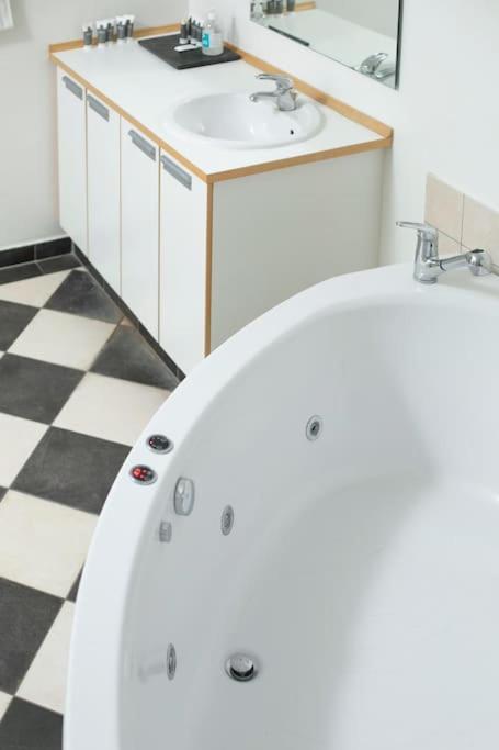 Large & Bright 3Br Apartment W Whirlpool Near Metro Kopenhagen Exterior foto